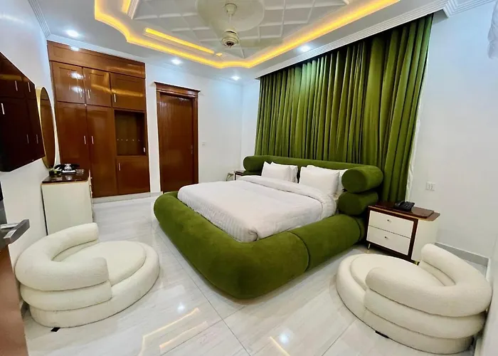 Hotel De Smart Multan