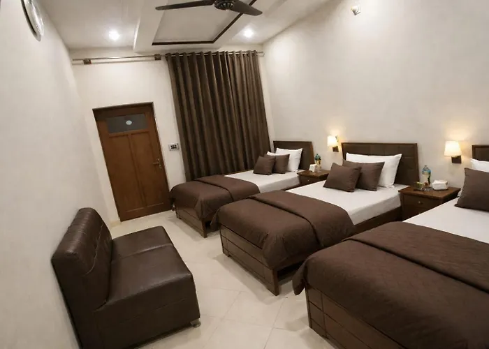 Al Huda Hotel